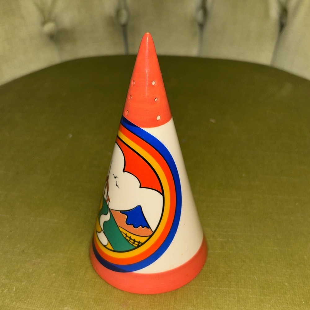 MOORLAND CHELSEA WORKS HUNTLEY COTTAGE SUGAR SIFTER / SHAKER - 5.5” TALL - Picture 2 of 5